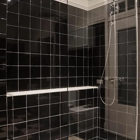 Apartament Ekain *